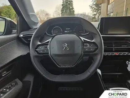 Photo 15 Peugeot 208  PureTech 100 S&S BVM6