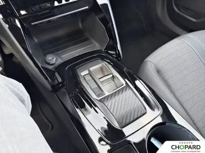 Photo 15 Peugeot 2008  Electrique 136 ch