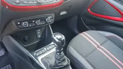 Photo 44 Opel Crossland Gén. I Ph1 GS 5