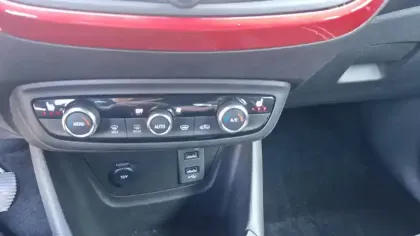 Photo 43 Opel Crossland Gén. I Ph1 GS 5