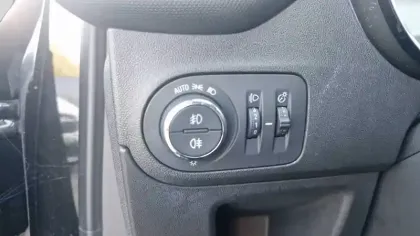 Photo 41 Opel Crossland Gén. I Ph1 GS 5