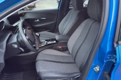 Photo 53 Peugeot 208  100 S&S BVM6