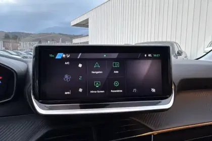 Photo 59 Peugeot 208  100 S&S BVM6