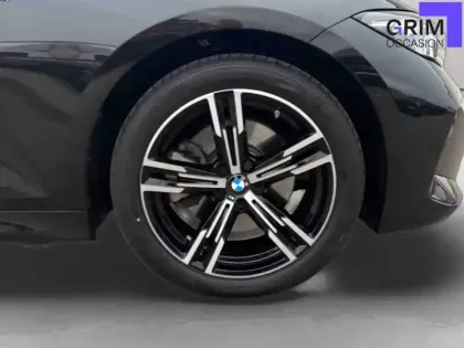 Photo 13 BMW Serie 3 Touring 330e 292 ch BVA8