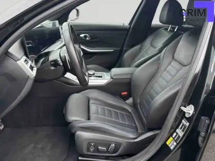 Photo 27 BMW Serie 3 Touring 330e 292 ch BVA8