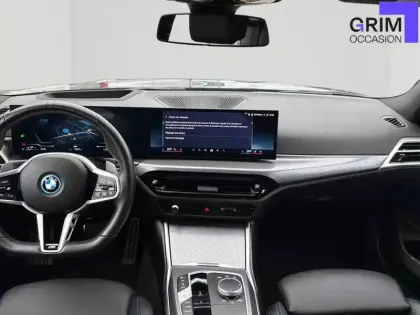 Photo 28 BMW Serie 3 Touring 330e 292 ch BVA8