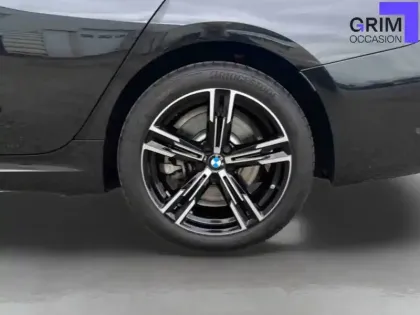 Photo 39 BMW Serie 3 Touring 330e 292 ch BVA8