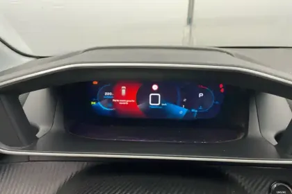 Photo 48 Peugeot 208  PureTech 130 S&S EAT8