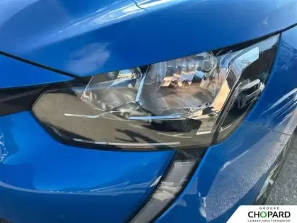 Photo 129 Peugeot 208  PureTech 130 S&S EAT8