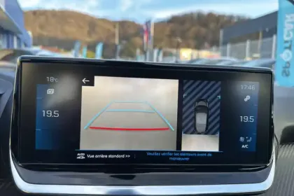 Photo 55 Peugeot 208  PureTech 100 S&S BVM6