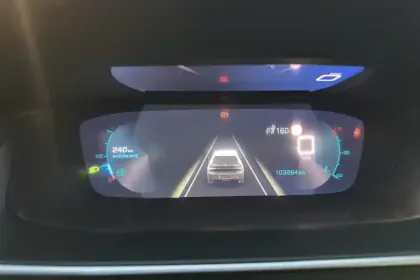 Photo 103 Peugeot 208  PureTech 100 S&S BVM6