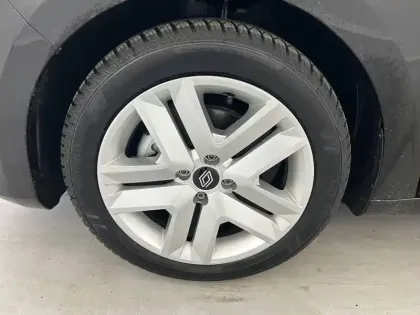 Photo 28 Renault Clio  E-Tech full hybrid 145 ch GSR2