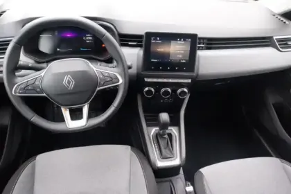 Photo 8 Renault Clio  E-Tech full hybrid 145 ch GSR2