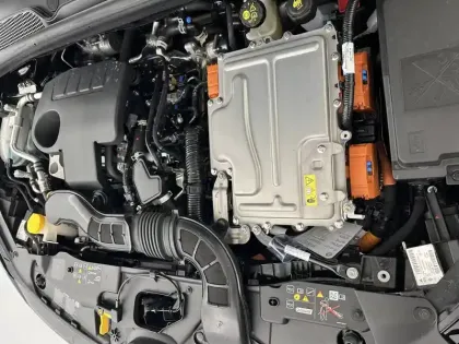 Photo 61 Renault Clio  E-Tech full hybrid 145 ch GSR2