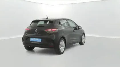 Photo 13 Renault Clio  E-Tech full hybrid 145 ch GSR2
