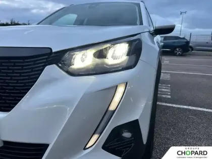 Photo 21 Peugeot 2008  PureTech 130 S&S EAT8