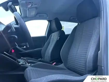 Photo 10 Peugeot 2008  PureTech 130 S&S EAT8