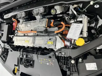 Photo 35 Renault Megane  E-Tech EV60 130ch optimum charge