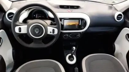 Photo 8 Renault Twingo  III Achat Intégral - 21