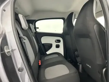 Photo 15 Renault Twingo  III Achat Intégral - 21