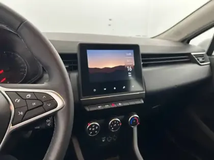 Photo 49 Renault Clio Gén. V (BJA) Ph1 Business 5