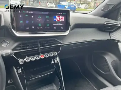 Photo 21 Peugeot 2008  BlueHDi 130 S&S EAT8