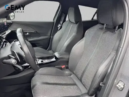 Photo 8 Peugeot 2008  BlueHDi 130 S&S EAT8