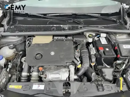 Photo 11 Peugeot 2008  BlueHDi 130 S&S EAT8