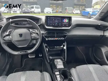 Photo 7 Peugeot 2008  BlueHDi 130 S&S EAT8