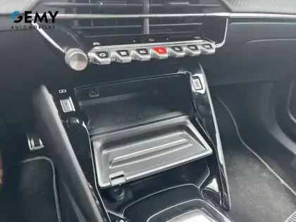 Photo 29 Peugeot 2008  BlueHDi 130 S&S EAT8