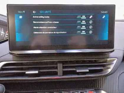 Photo 21 Peugeot 5008  BlueHDi 130ch S&S BVM6