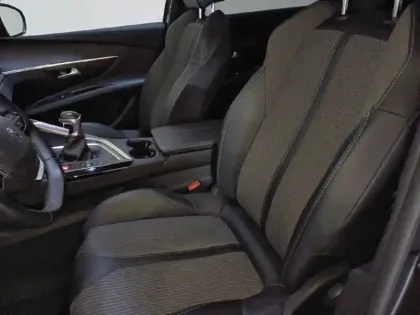 Photo 10 Peugeot 5008  BlueHDi 130ch S&S BVM6