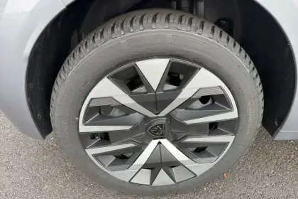 Photo 12 Peugeot 208 Gén. II Ph2 Active 5