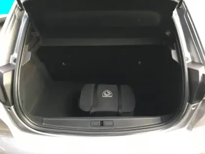 Photo 8 Peugeot 208  Electrique 50 kWh 136ch