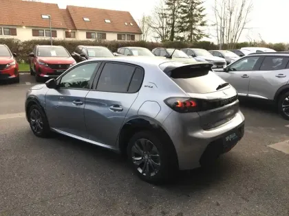 Photo 6 Peugeot 208  Electrique 50 kWh 136ch