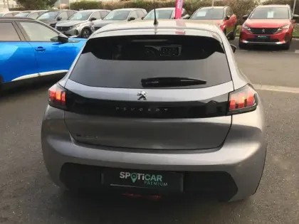 Photo 5 Peugeot 208  Electrique 50 kWh 136ch