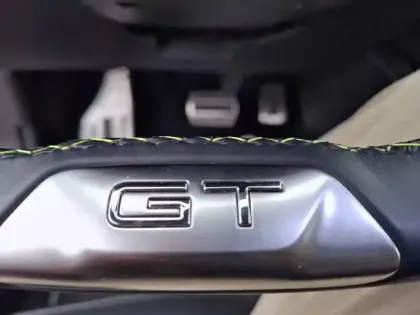 Photo 103 Peugeot 308  PHEV 225 e-EAT8