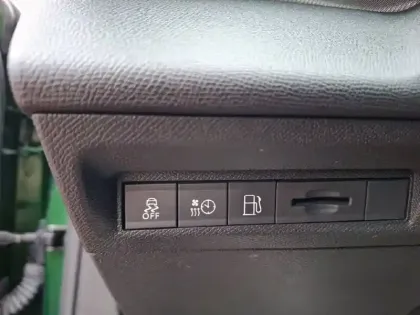 Photo 63 Peugeot 308  PHEV 225 e-EAT8