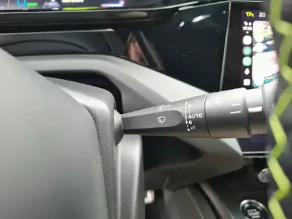 Photo 102 Peugeot 308  PHEV 225 e-EAT8