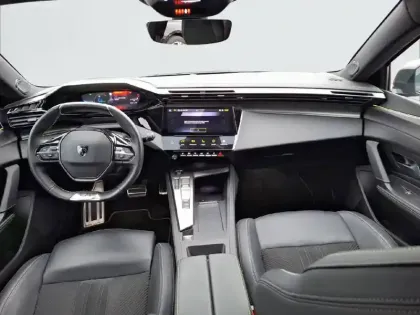 Photo 81 Peugeot 308  PHEV 225 e-EAT8