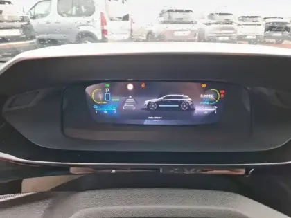 Photo 30 Peugeot 308  PHEV 225 e-EAT8