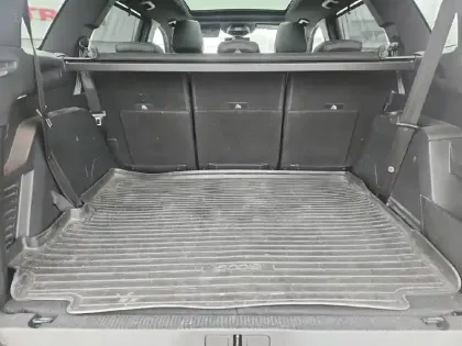 Photo 30 Peugeot 5008  PureTech 180ch S&S EAT8