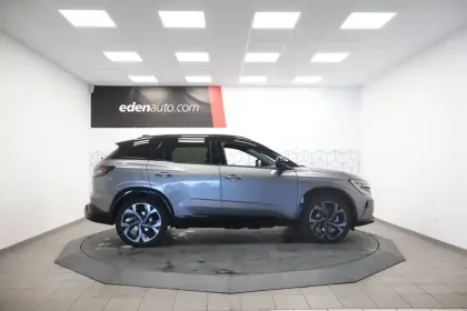 Photo 5 Renault Austral  E-Tech full hybrid 200 GSR2