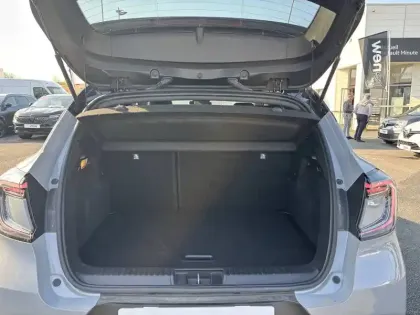 Photo 97 Renault Captur  E-Tech full hybrid 145 ch