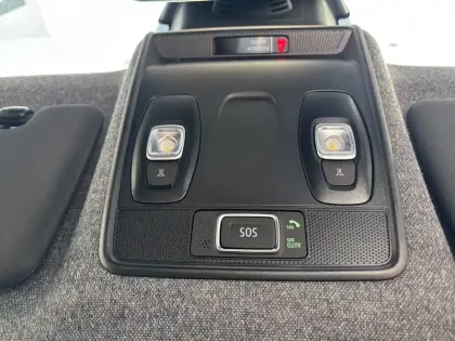 Photo 31 Renault Captur  E-Tech full hybrid 145 ch