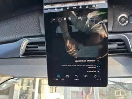 Photo 28 Renault Captur  E-Tech full hybrid 145 ch