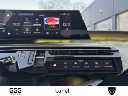 Photo 16 Peugeot 3008  Hybrid 136 e-DCS6