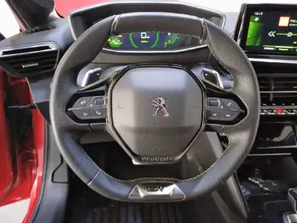 Photo 9 Peugeot 208  PureTech 100 S&S EAT8