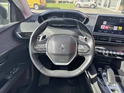 Photo 48 Peugeot 3008  1.2 Puretech 130ch S&S EAT6