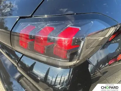 Photo 54 Peugeot 208  PureTech 100 S&S BVM6